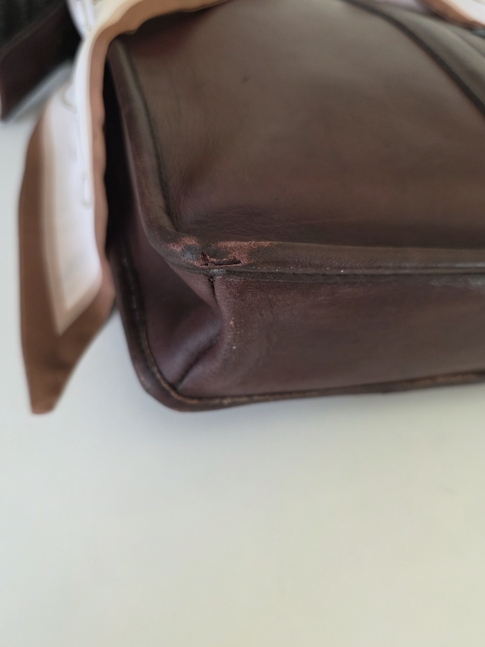 Vintage Coach Embassy Briefcase NYC Burgandy Glove Tanned Leather - Picture 10 of 16